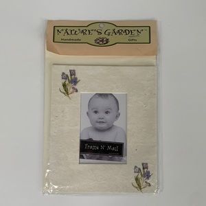 NATURE’S GARDEN Frame N’ Mail Photo Frame